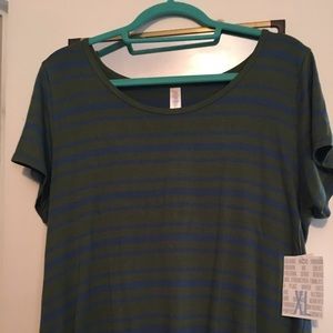 LuLaRoe Classic Tee size XL